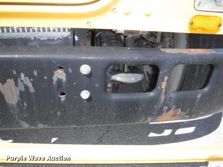 image for item DB3902 2004 International CE200 school bus