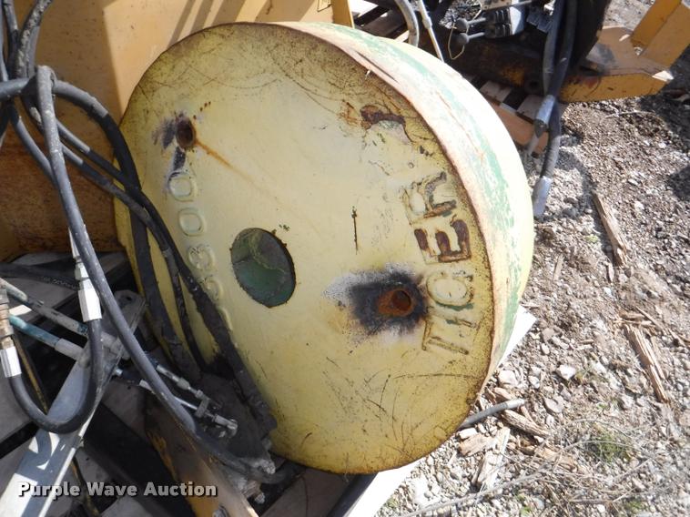 image for item DB3912 Tiger mower equipment