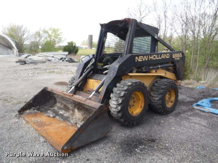 image for item DB3928 1998 New Holland LX865 skid steer