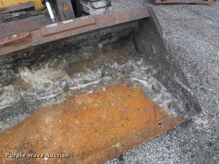 image for item DB3928 1998 New Holland LX865 skid steer