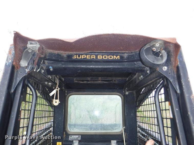 image for item DB3928 1998 New Holland LX865 skid steer