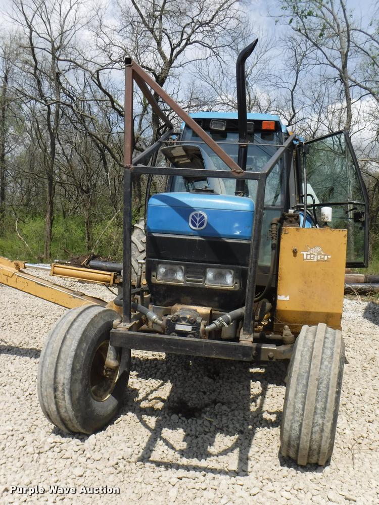 image for item DB3929 Ford New Holland 8240 tractor