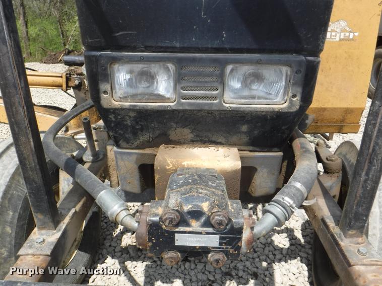 image for item DB3929 Ford New Holland 8240 tractor