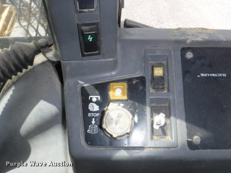 image for item DB3929 Ford New Holland 8240 tractor