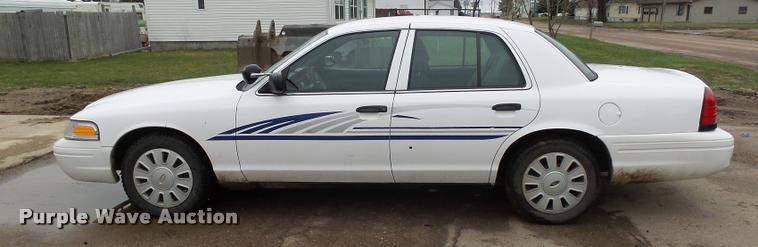 image for item DH9569 2009 Ford Crown Victoria Police Interceptor
