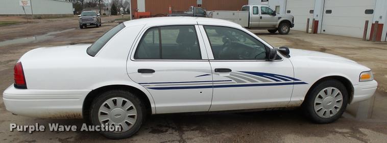 image for item DH9569 2009 Ford Crown Victoria Police Interceptor