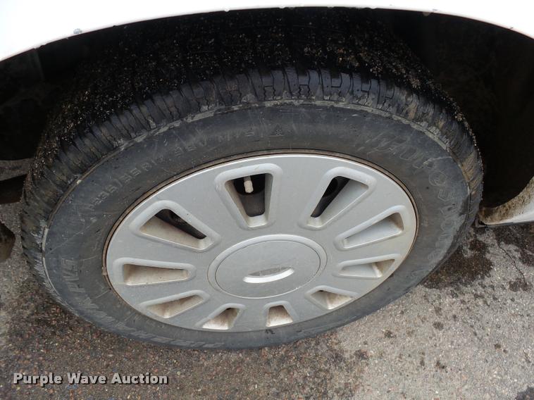 image for item DH9569 2009 Ford Crown Victoria Police Interceptor