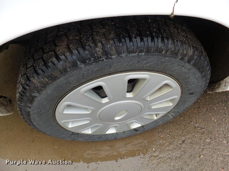 image for item DH9569 2009 Ford Crown Victoria Police Interceptor