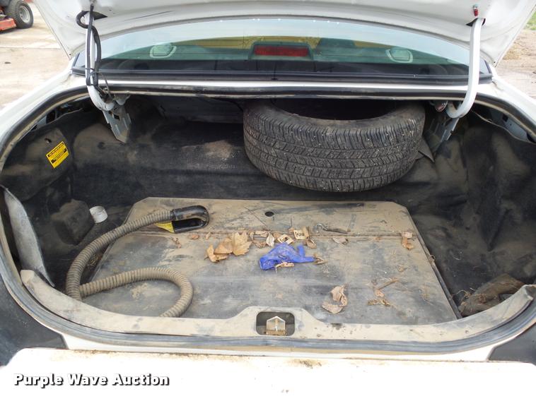 image for item DH9569 2009 Ford Crown Victoria Police Interceptor