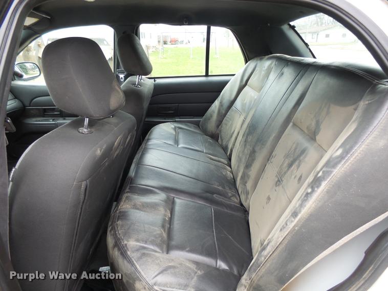 image for item DH9569 2009 Ford Crown Victoria Police Interceptor