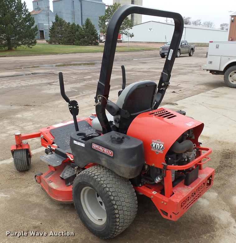 image for item DH9570 Gravely Pro Master 252 ZTR lawn mower