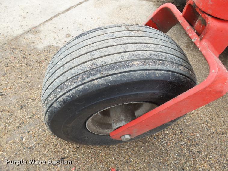 image for item DH9570 Gravely Pro Master 252 ZTR lawn mower