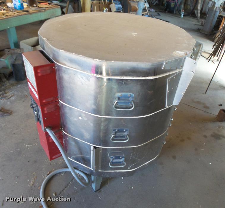 image for item DI9707 Skutt kiln