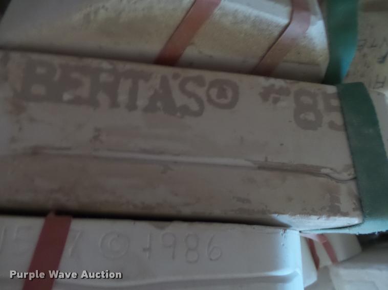 image for item DI9707 Skutt kiln