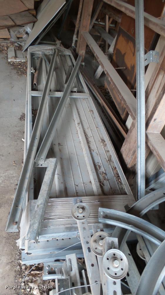 image for item DM9035 (7) steel garage doors