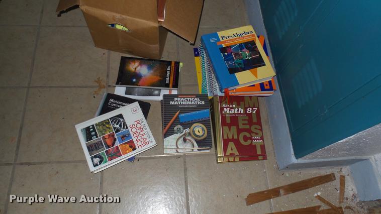 image for item DM9037 Educational books