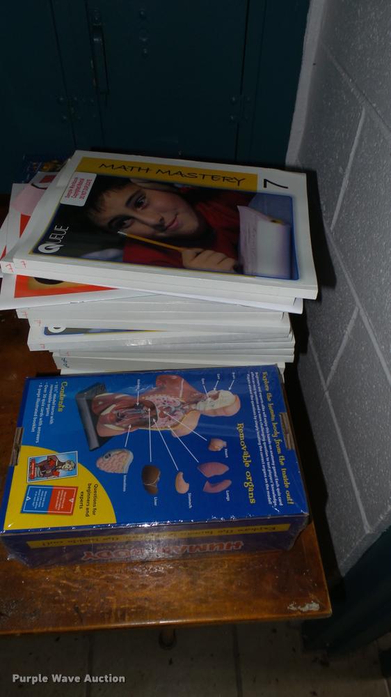 image for item DM9037 Educational books