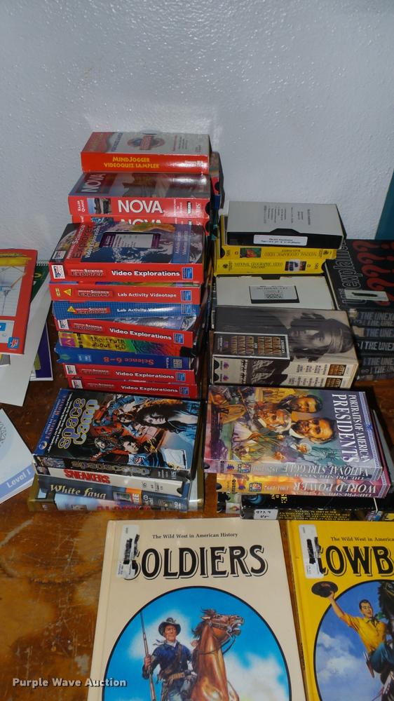 image for item DM9037 Educational books