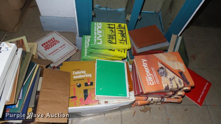 image for item DM9037 Educational books