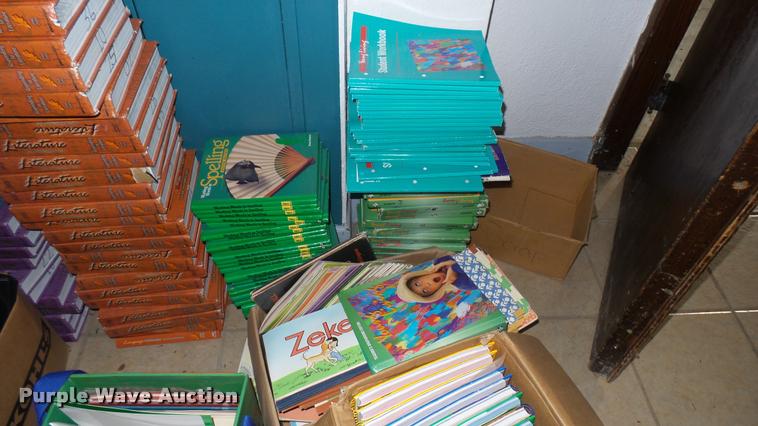 image for item DM9037 Educational books