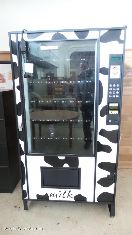 image for item DM9039 Milk vending machine