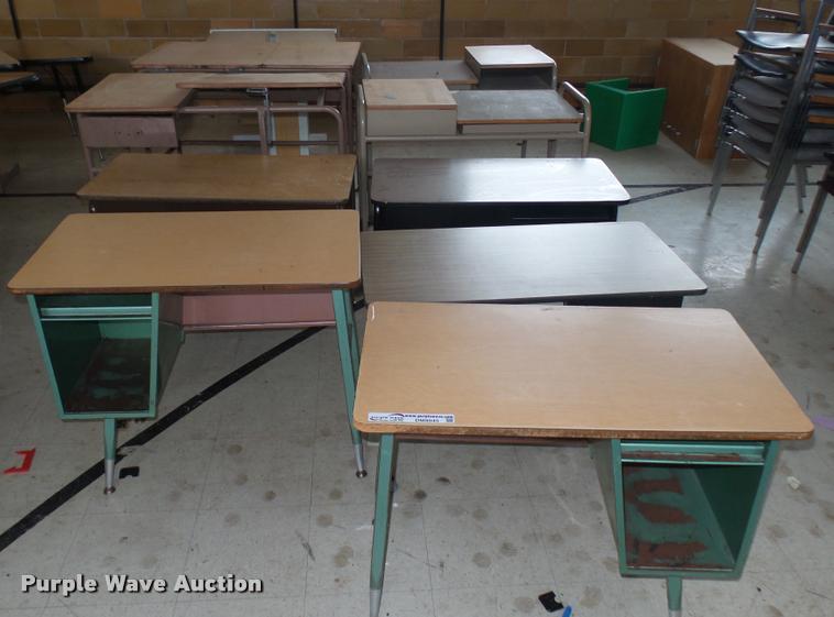 image for item DM9045 (10) student desks