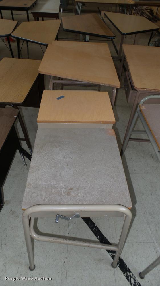 image for item DM9045 (10) student desks