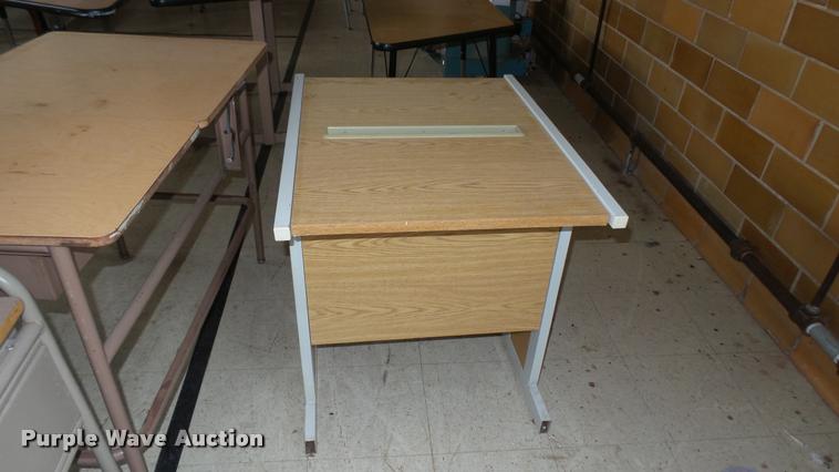 image for item DM9045 (10) student desks