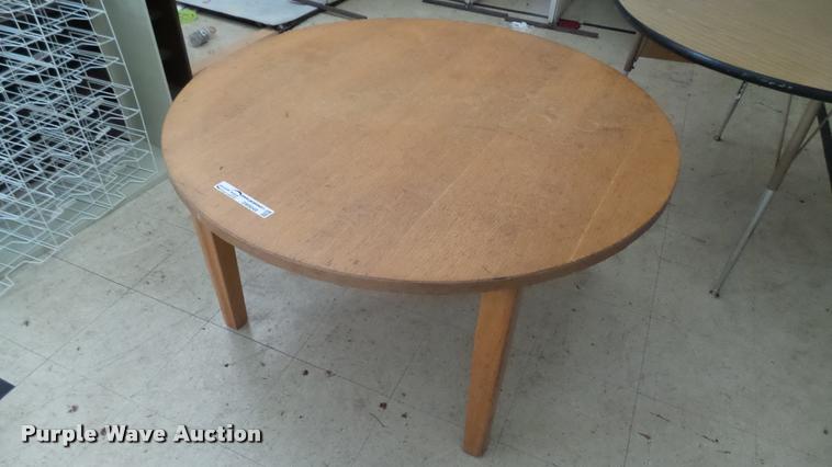 image for item DM9049 (2) round tables