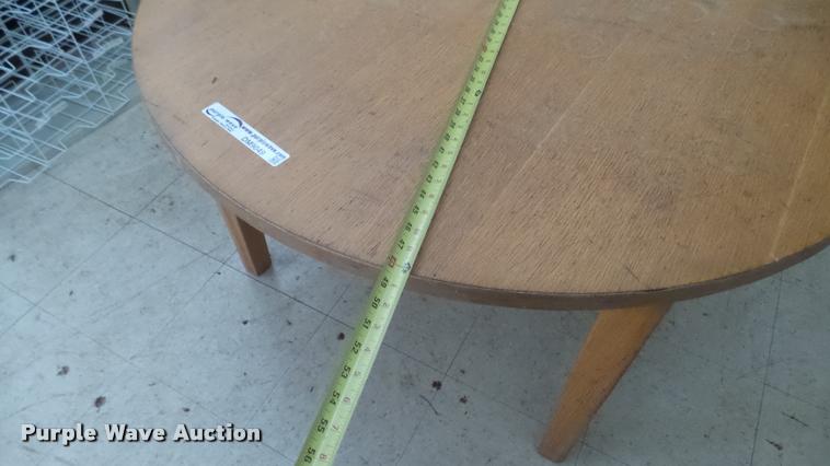 image for item DM9049 (2) round tables
