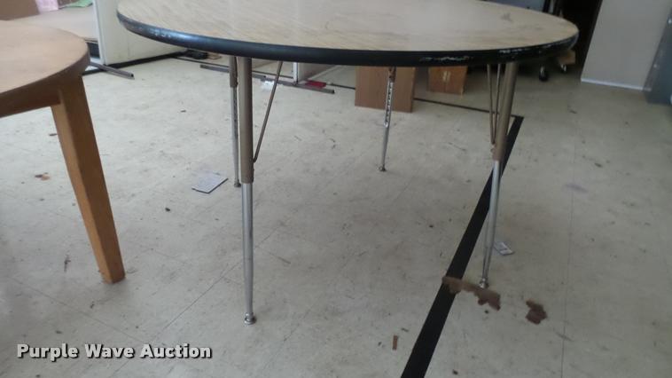 image for item DM9049 (2) round tables