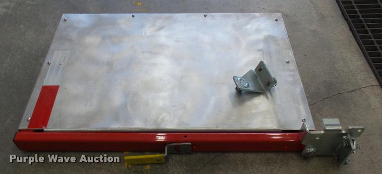 image for item DS9041 Firefighting equipment