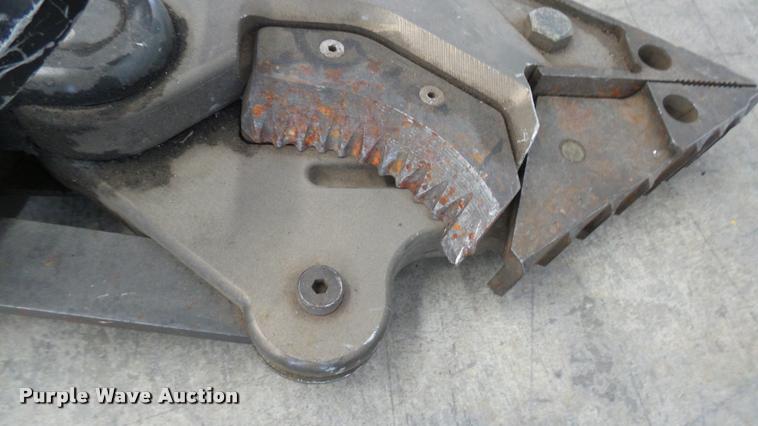 image for item DS9045 EMS rescue equipment