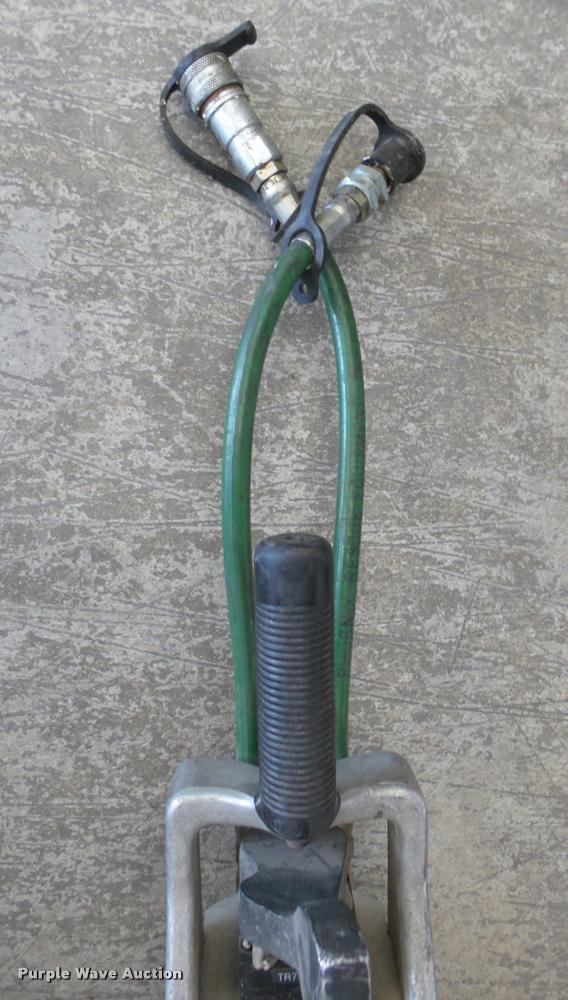 image for item DS9045 EMS rescue equipment