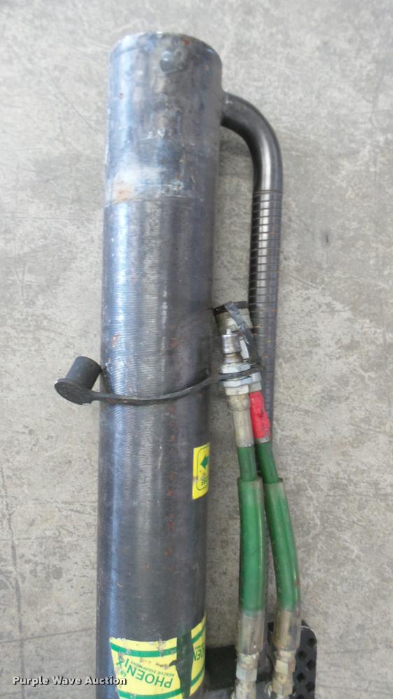 image for item DS9045 EMS rescue equipment