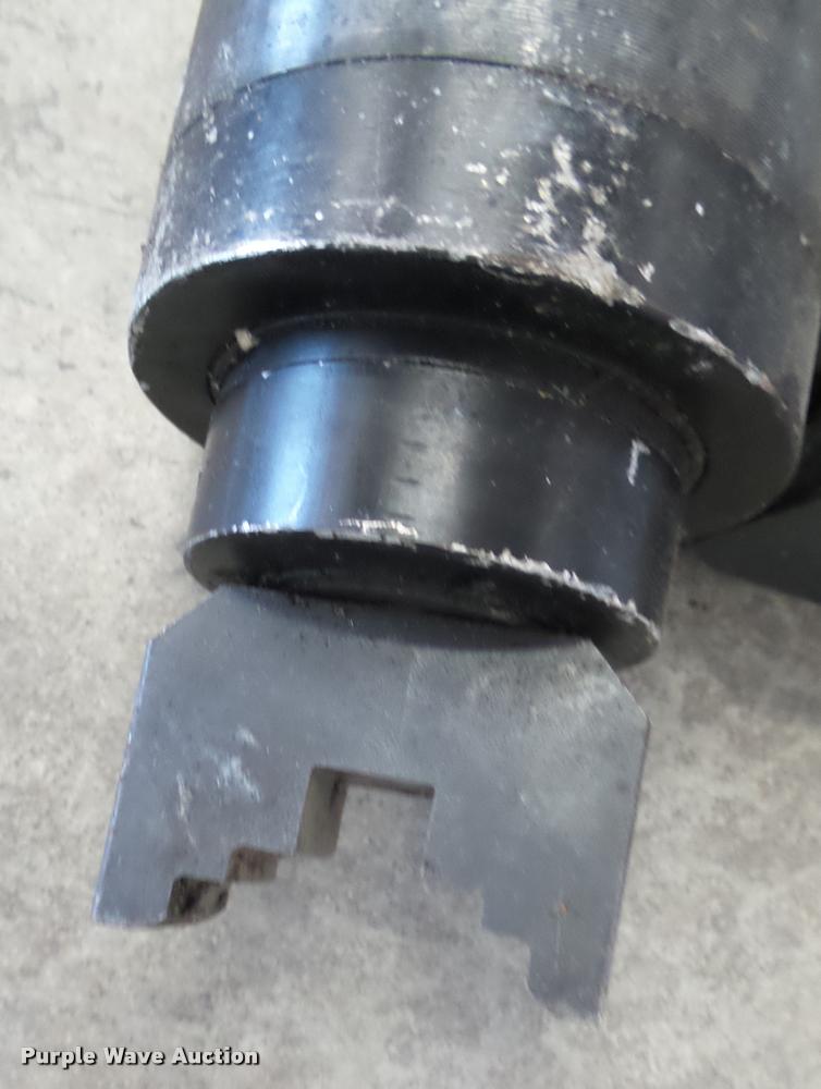 image for item DS9045 EMS rescue equipment