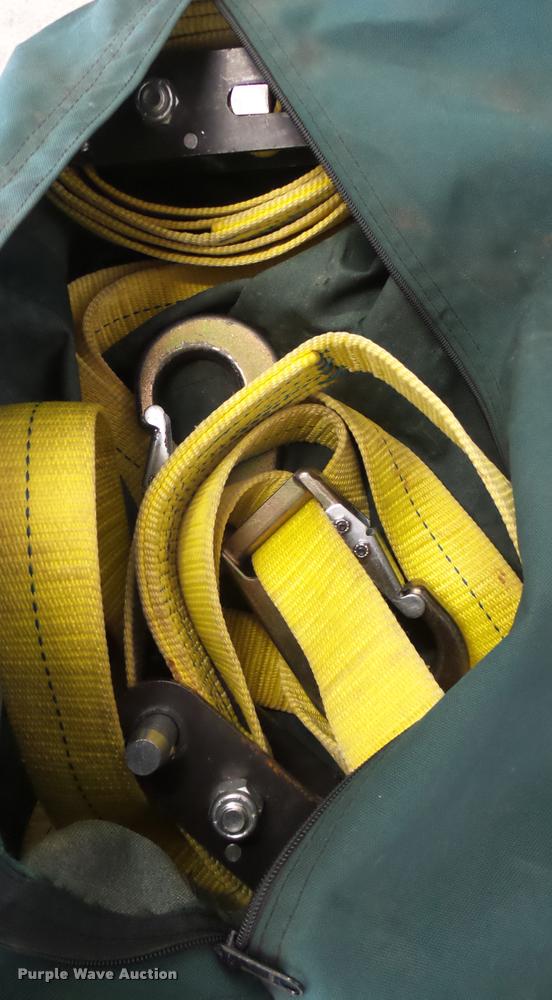 image for item DS9045 EMS rescue equipment