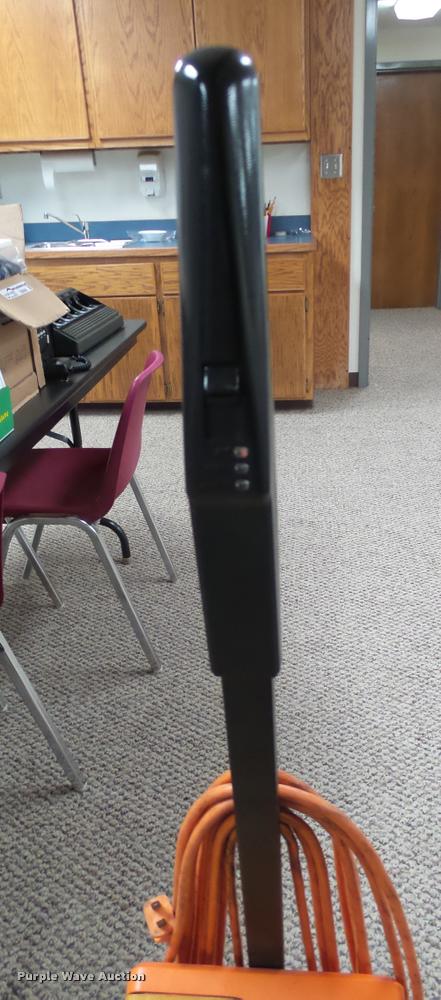 image for item DS9047 SSS vacuum cleaner