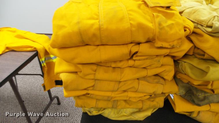 image for item DS9052 Firefighting equipment