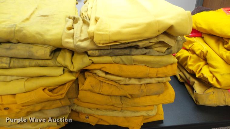 image for item DS9052 Firefighting equipment