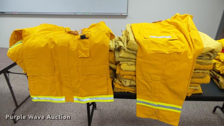 image for item DS9052 Firefighting equipment