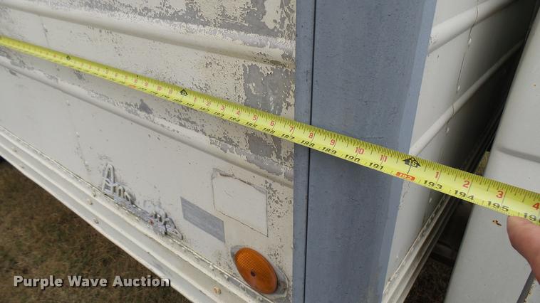 image for item DS9114 1989 Ford F350 box truck