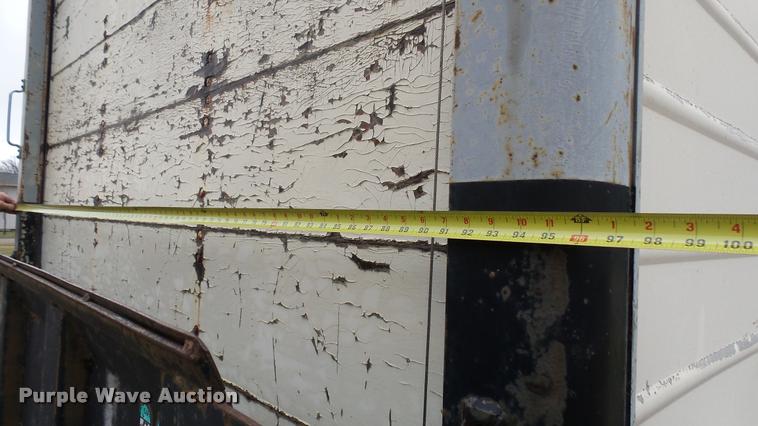 image for item DS9114 1989 Ford F350 box truck