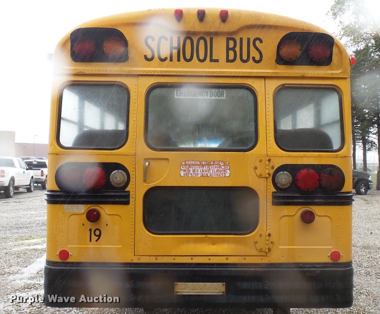image for item DS9116 1991 International 3800 Blue Bird school bus