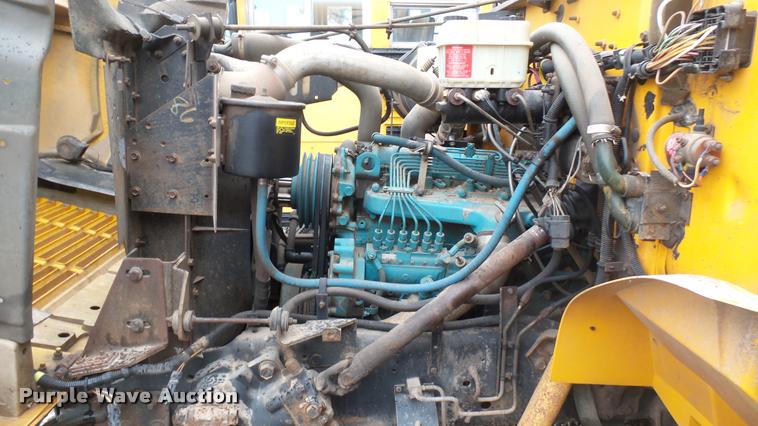 image for item DS9116 1991 International 3800 Blue Bird school bus