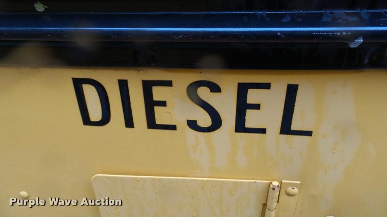 image for item DS9116 1991 International 3800 Blue Bird school bus