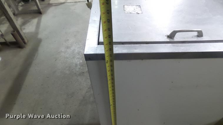 image for item DS9127 Schaefer ice box