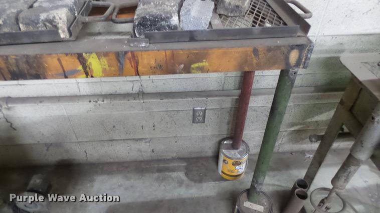 image for item DS9128 Blacksmith equipment