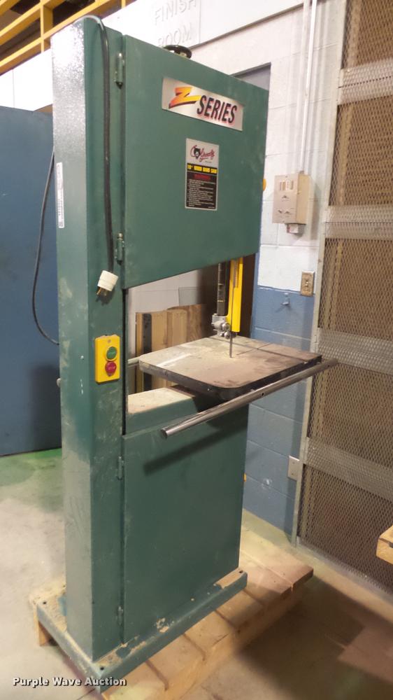 image for item DS9134 Grizzley wood bandsaw