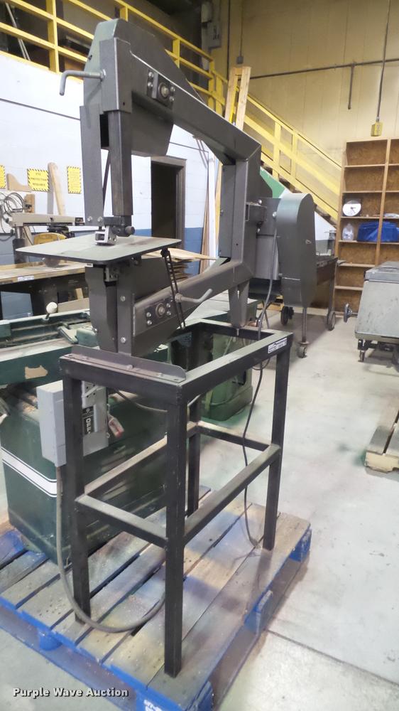 image for item DS9135 Woodmaster 500 saw